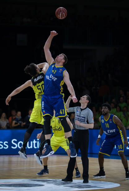 终场哨响 终场哨响